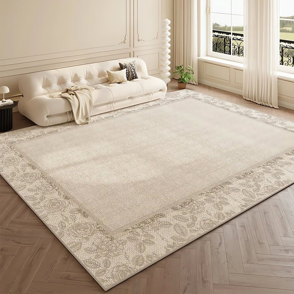 Tapis Vintage Beige Et Gris Motifs Ornementaux