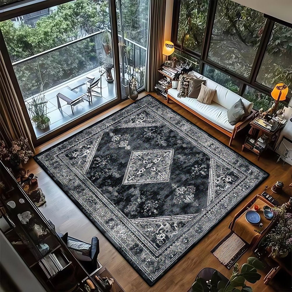Tapis Vintage Noir Et Gris Sombre