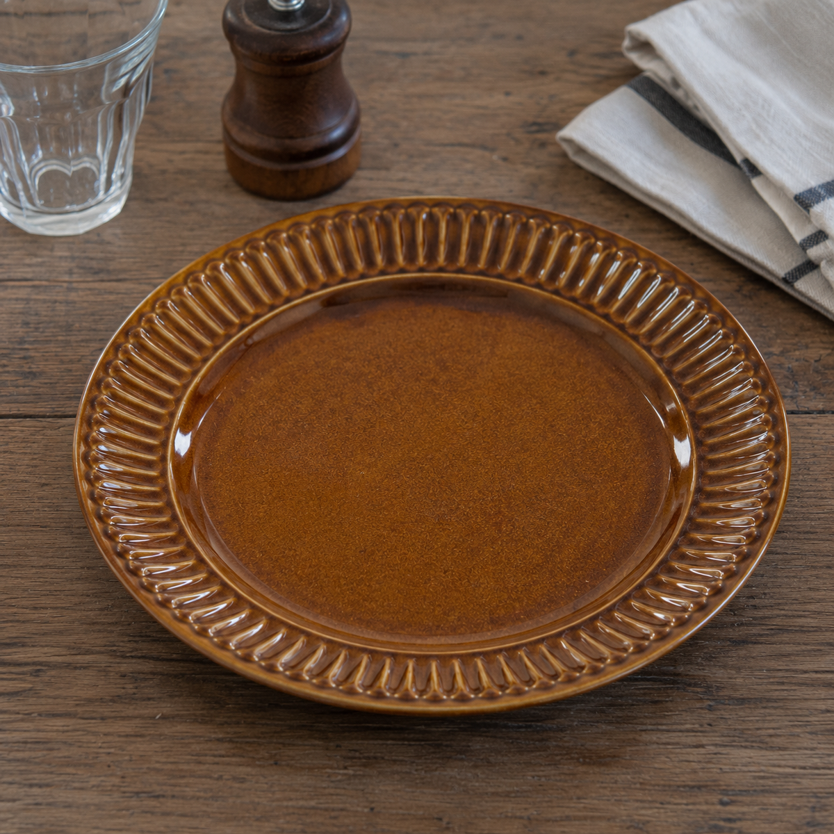 Assiette Vintage Marron
