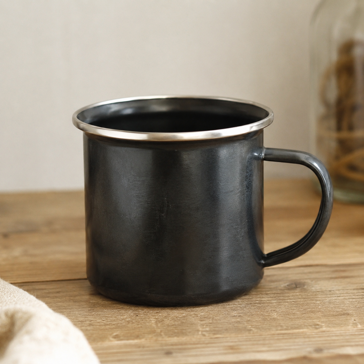 Tasse Vintage en Métal