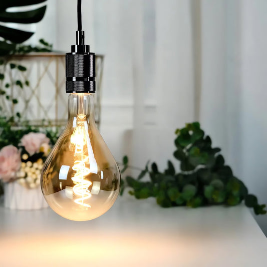 Ampoule Vintage Jaune Allumée