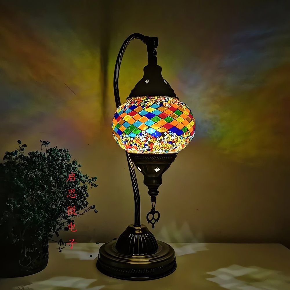 Lampe Vintage En Mosaïque Rainbow Colorée