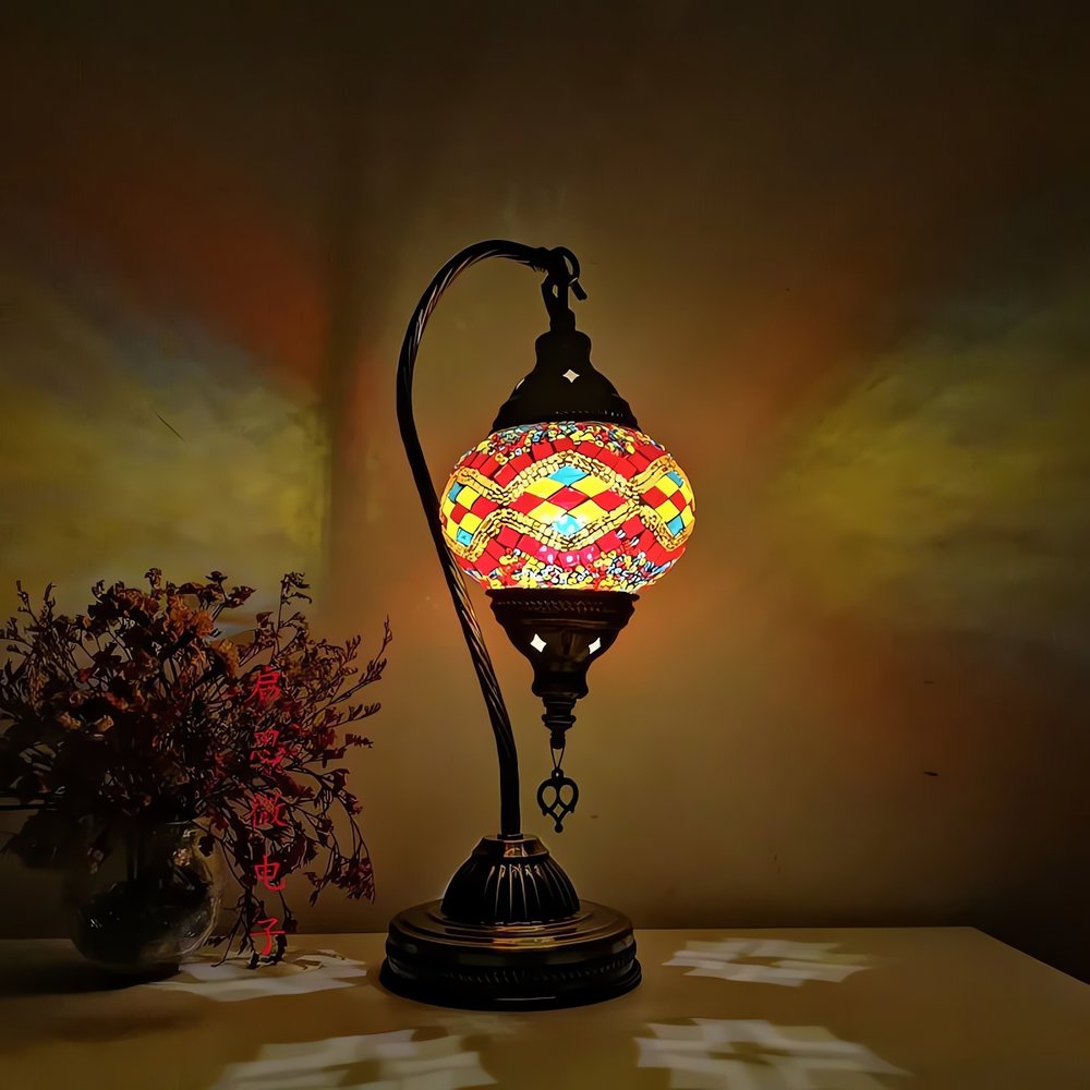 Lampe Vintage En Mosaïque Rouge Multicolore