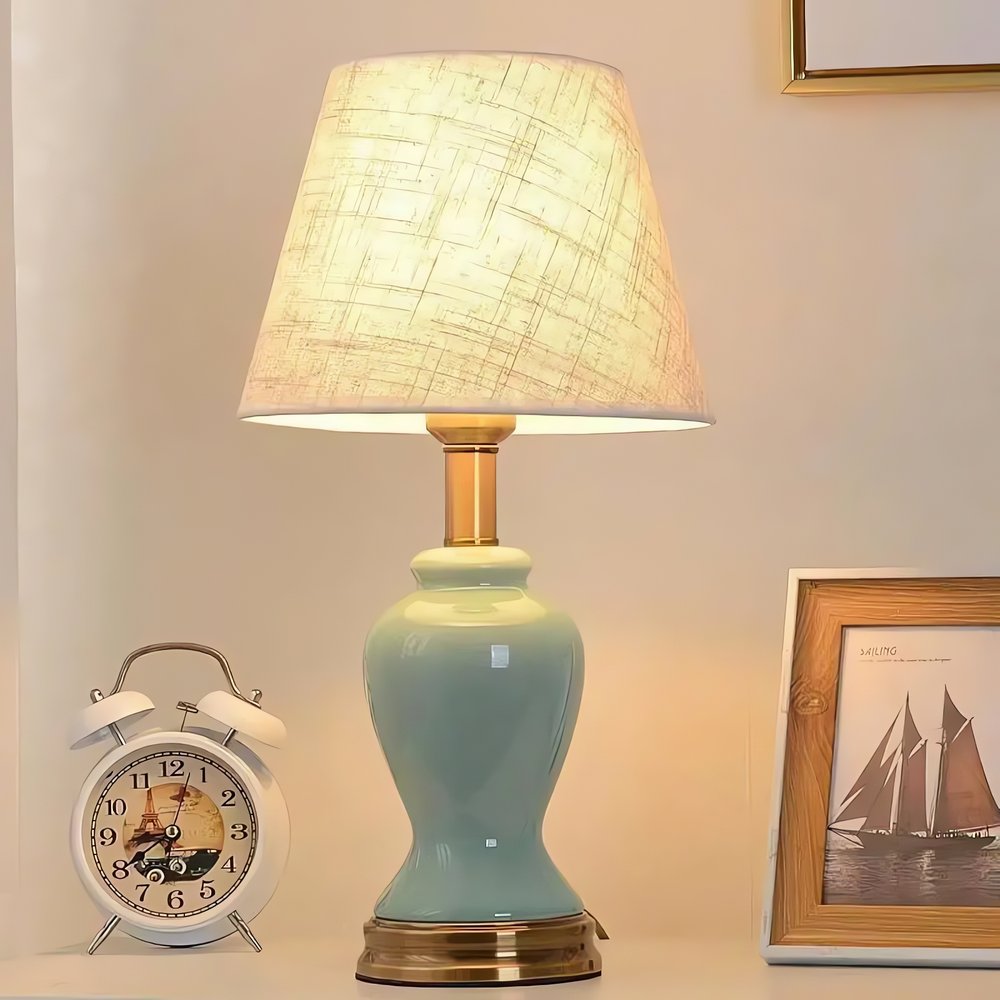 Lampe Vintage En Porcelaine