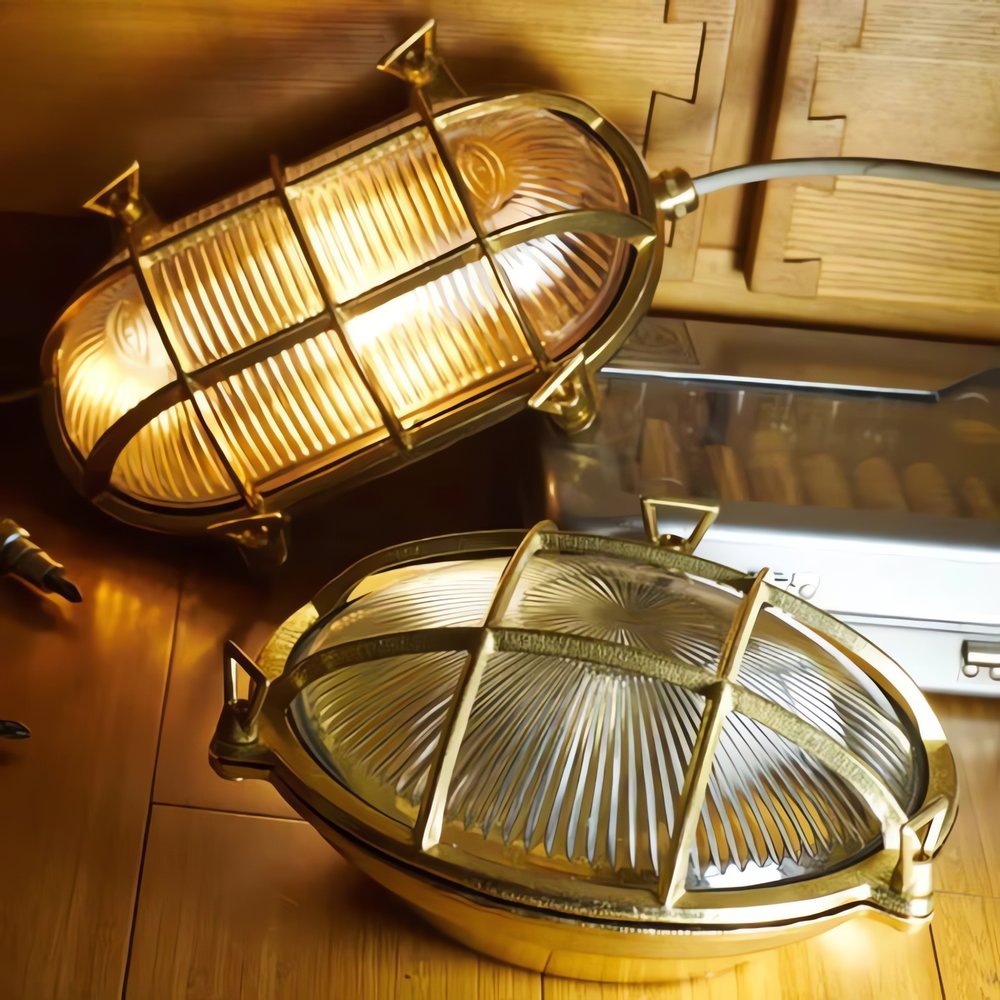 Lampe Vintage Hublot Dorée